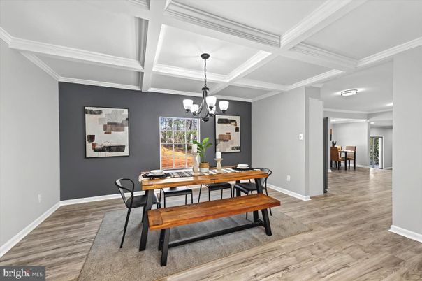 Chandelier, Dining room, Interior, Recessed Lighting, Wood Texture Flooring