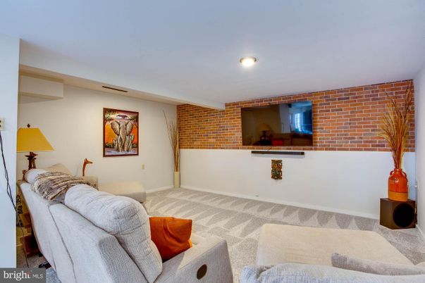 Interior, Living room, Recessed Lighting, Stone Walls