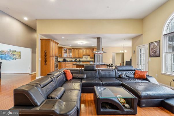 Interior, Kitchen, Living room, Pendant Lights, Recessed Lighting, Stainless Steel Appliances, Wood Texture Flooring