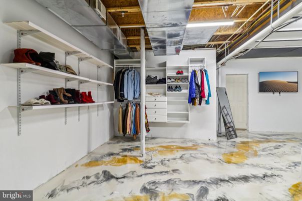 Interior, Marble, Walk-in Closets