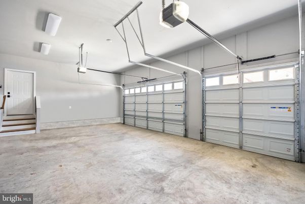 Garage, Interior