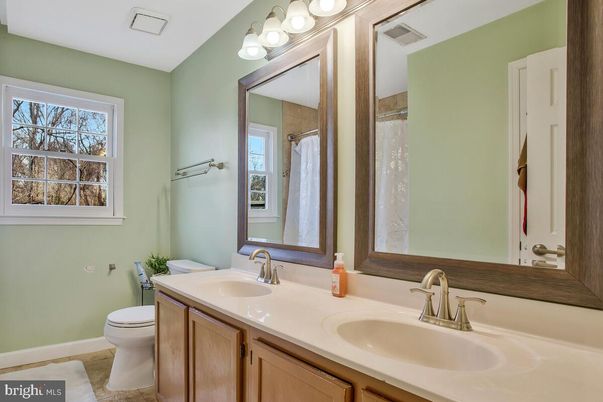 Bathroom, Dual Sink Vanities, Interior
