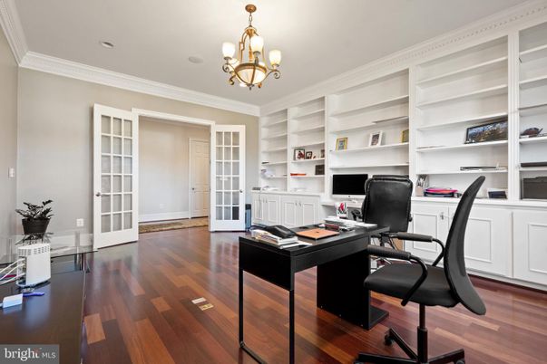 Chandelier, Home Office, Interior, Recessed Lighting, Wood Texture Flooring
