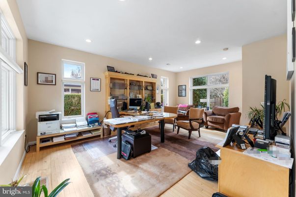 Game Room, Interior, Living room, Recessed Lighting, Wood Texture Flooring