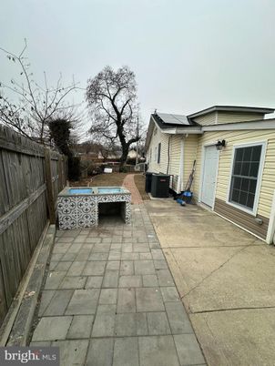 Exterior, Solar Panels