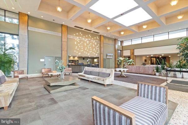 Interior, Living room, Pendant Lights, Recessed Lighting