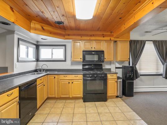 Interior, Kitchen, Wooden Ceilings