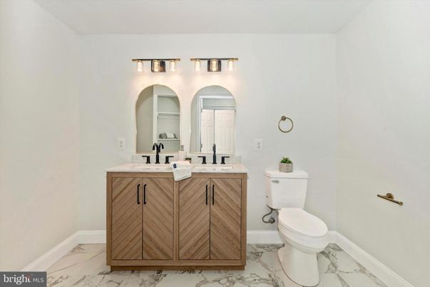 Bathroom, Dual Sink Vanities, Interior, Marble