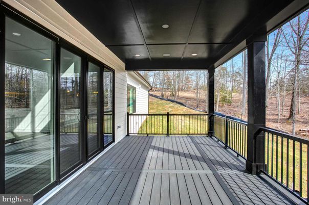 Exterior, Wood Texture Flooring