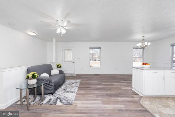 Chandelier, Interior, Wood Texture Flooring