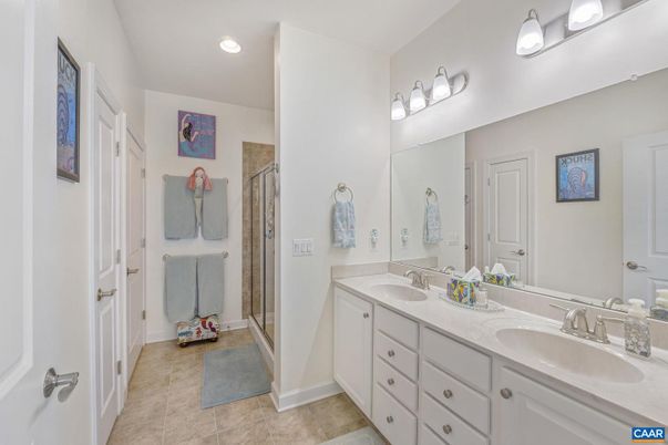Bathroom, Dual Sink Vanities, Interior, Recessed Lighting