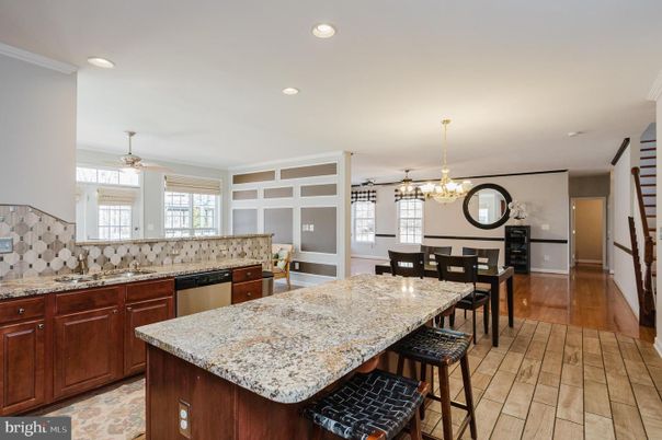 Chandelier, Dining room, Interior, Kitchen, Recessed Lighting, Wood Texture Flooring