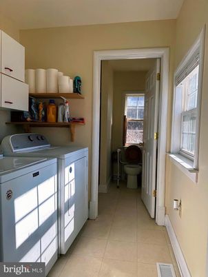 Interior, Washer