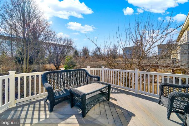 Exterior, Wood Texture Flooring
