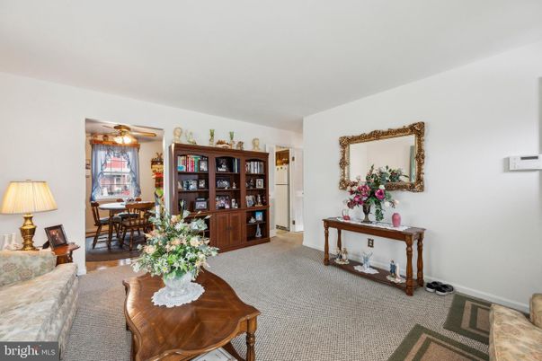 Dining room, Interior