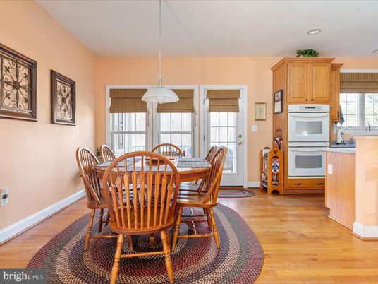 Dining room, Interior, Kitchen, Pendant Lights, Recessed Lighting, Wood Texture Flooring