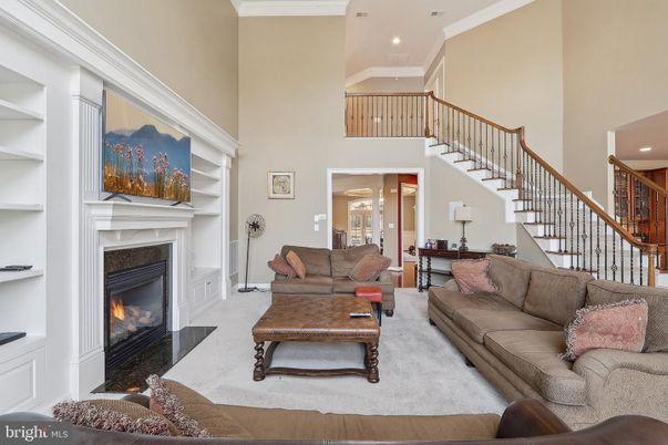 Fireplace, Interior, Living room, Recessed Lighting