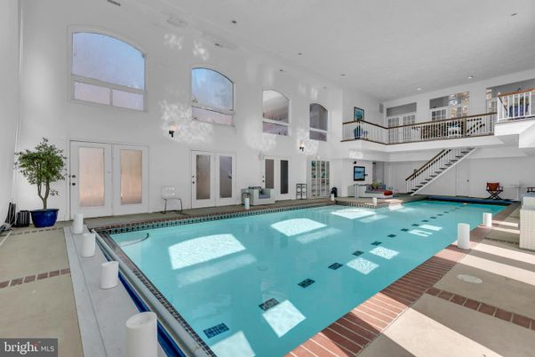 Interior, Pool, Recessed Lighting