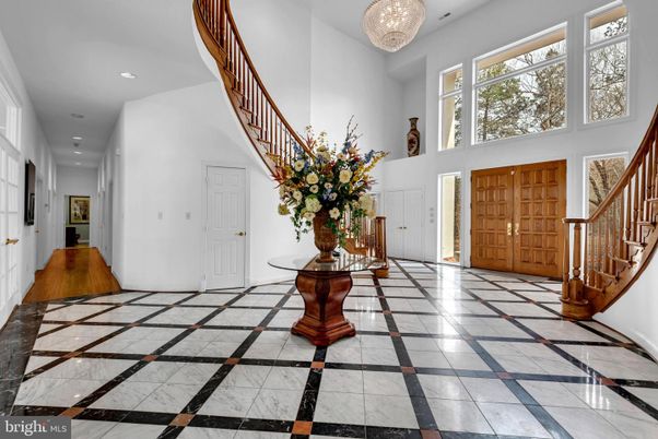 Chandelier, Interior, Marble, Recessed Lighting