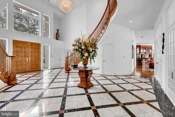Chandelier, Interior, Marble, Recessed Lighting