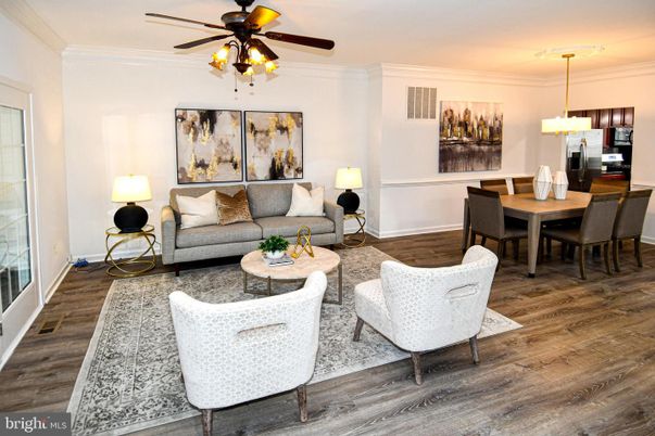 Dining room, Interior, Kitchen, Living room, Stainless Steel Appliances, Wood Texture Flooring