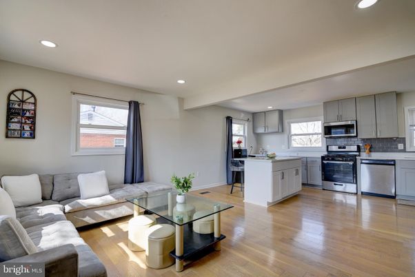 Interior, Kitchen, Living room, Recessed Lighting, Stainless Steel Appliances, Wood Texture Flooring