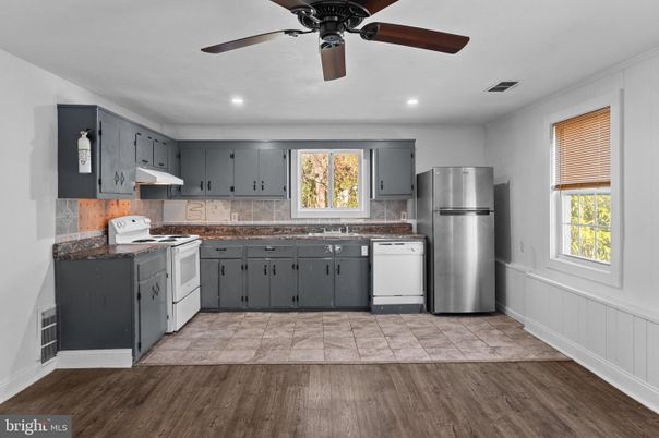 Interior, Kitchen, Recessed Lighting, Wood Texture Flooring