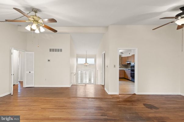 Empty room, Interior, Kitchen, Wood Texture Flooring
