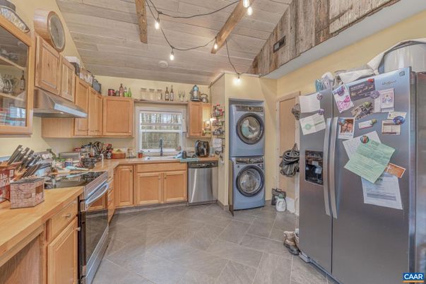 Interior, Kitchen, Stainless Steel Appliances, Washer, Wooden Ceilings