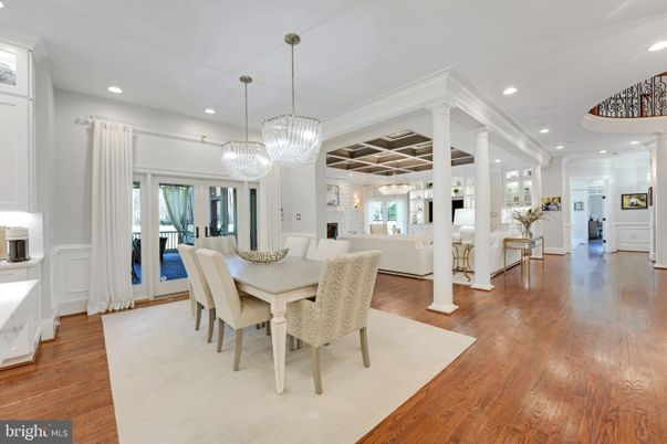 Chandelier, Dining room, Interior, Pendant Lights, Recessed Lighting, Wood Texture Flooring
