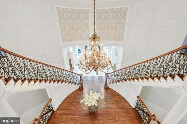 Chandelier, Interior, Wood Texture Flooring