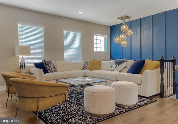 Interior, Living room, Pendant Lights, Recessed Lighting, Wood Texture Flooring