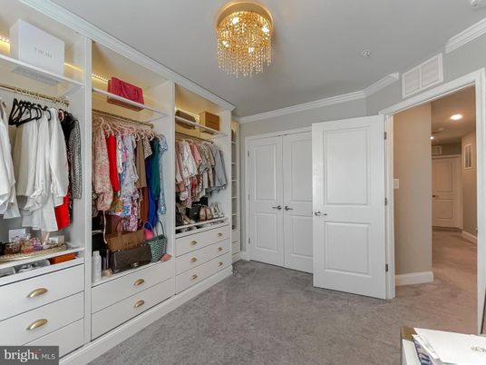 Chandelier, Interior, Recessed Lighting, Walk-in Closets