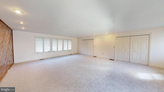 Empty room, Interior, Recessed Lighting