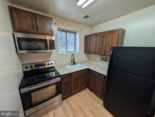 Interior, Kitchen, Stainless Steel Appliances, Wood Texture Flooring
