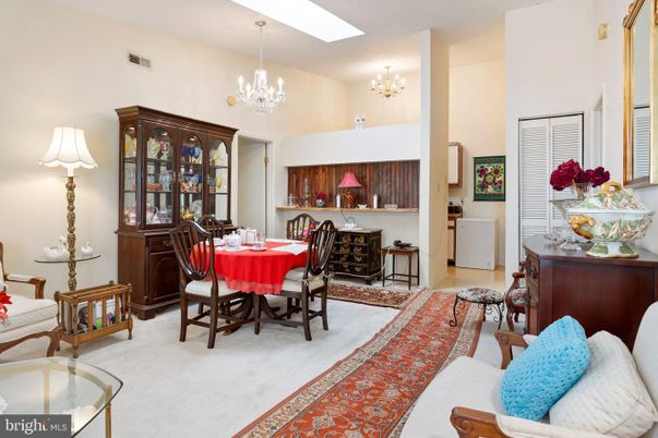 Chandelier, Dining room, Interior