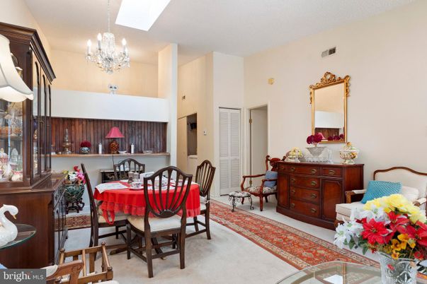Chandelier, Dining room, Interior