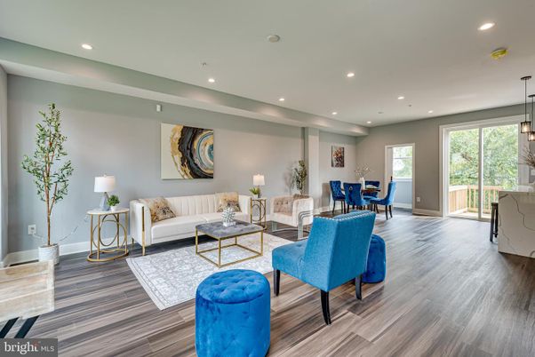 Dining room, Interior, Living room, Pendant Lights, Recessed Lighting, Wood Texture Flooring
