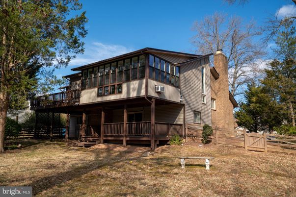Backyard, Exterior, Facade, Brick Facade, Modern