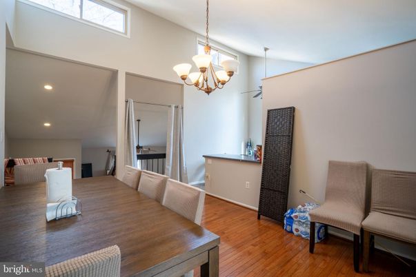 Chandelier, Dining room, Interior, Recessed Lighting, Wood Texture Flooring