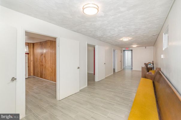 Elevator, Interior, Wooden Walls
