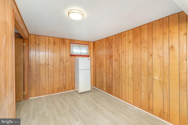 Empty room, Interior, Wood Texture Flooring, Wooden Walls