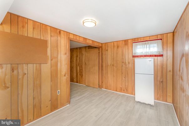 Empty room, Interior, Wood Texture Flooring, Wooden Walls