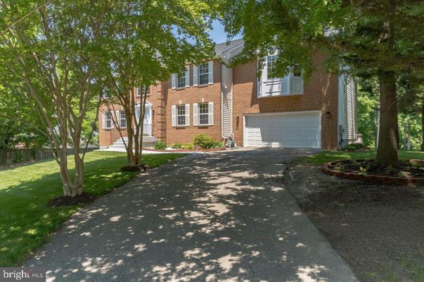 Attached, Exterior, Facade, Brick Facade, Rowhouse