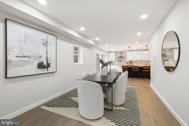 Dining room, Interior, Kitchen, Pendant Lights, Recessed Lighting, Wood Texture Flooring