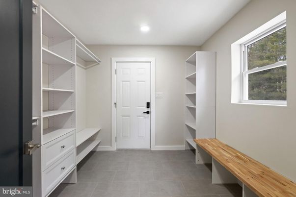 Interior, Recessed Lighting, Walk-in Closets