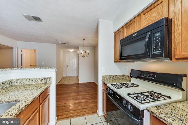 Chandelier, Interior, Kitchen, Wood Texture Flooring