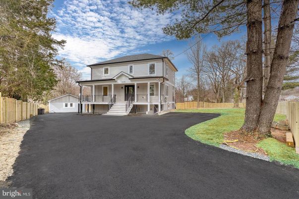 Backyard, Detached Garage, Exterior