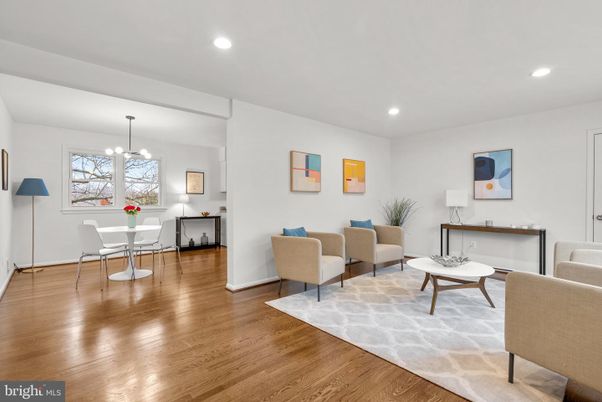 Dining room, Interior, Living room, Pendant Lights, Recessed Lighting, Wood Texture Flooring