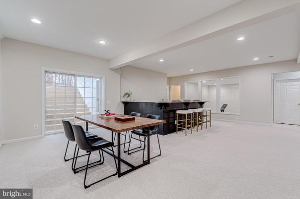 Dining room, Interior, Recessed Lighting